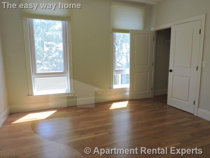 168 Hampshire St, Central Square