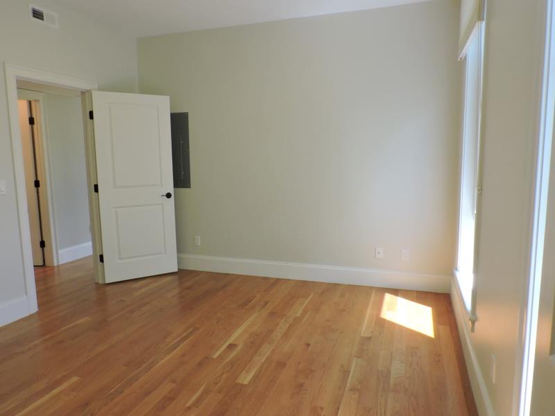 168 Hampshire St, Central Square