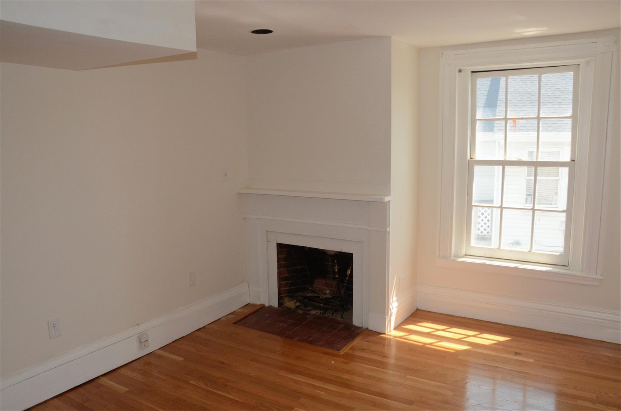 23 Forest St, Medford