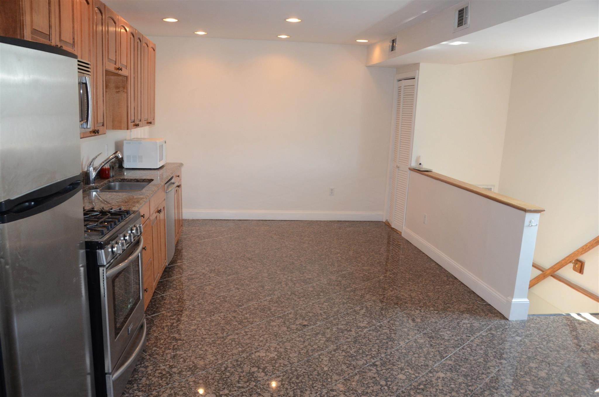 23 Forest St, Medford