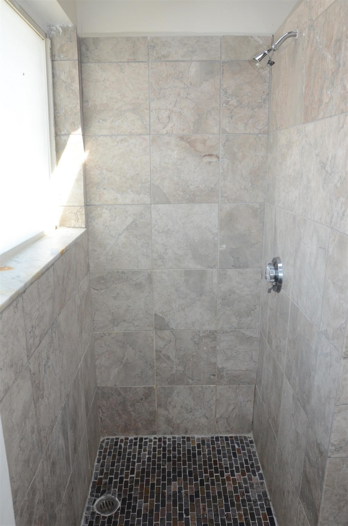 23 Forest St, Medford