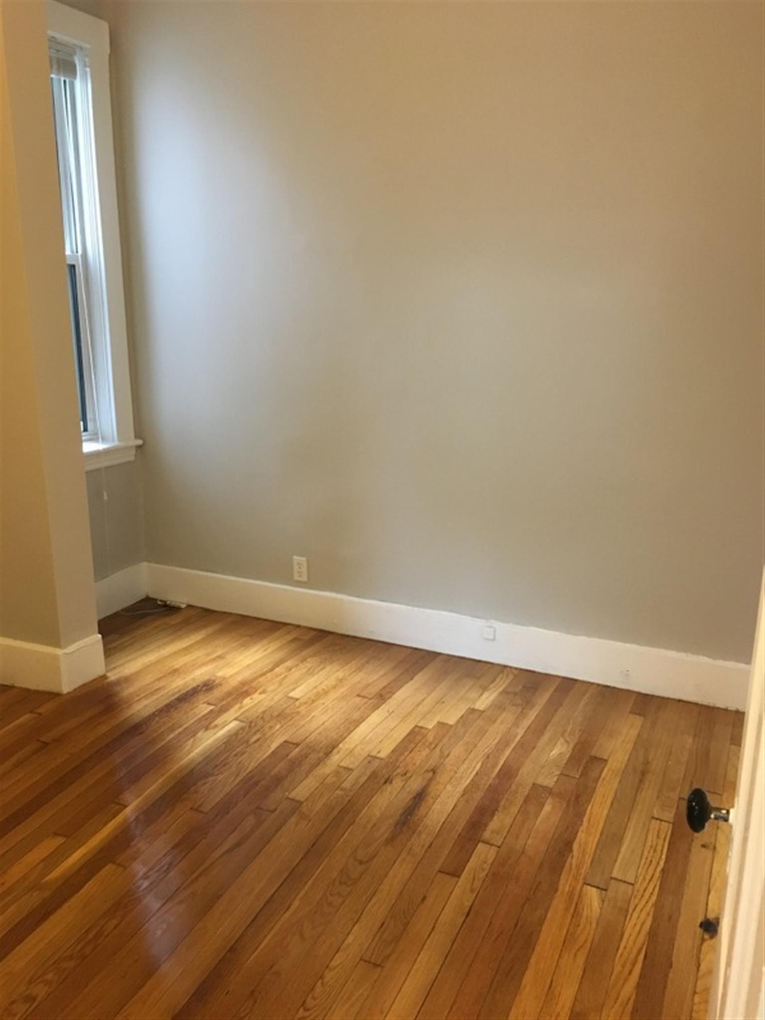 224 Banks St, Harvard Square