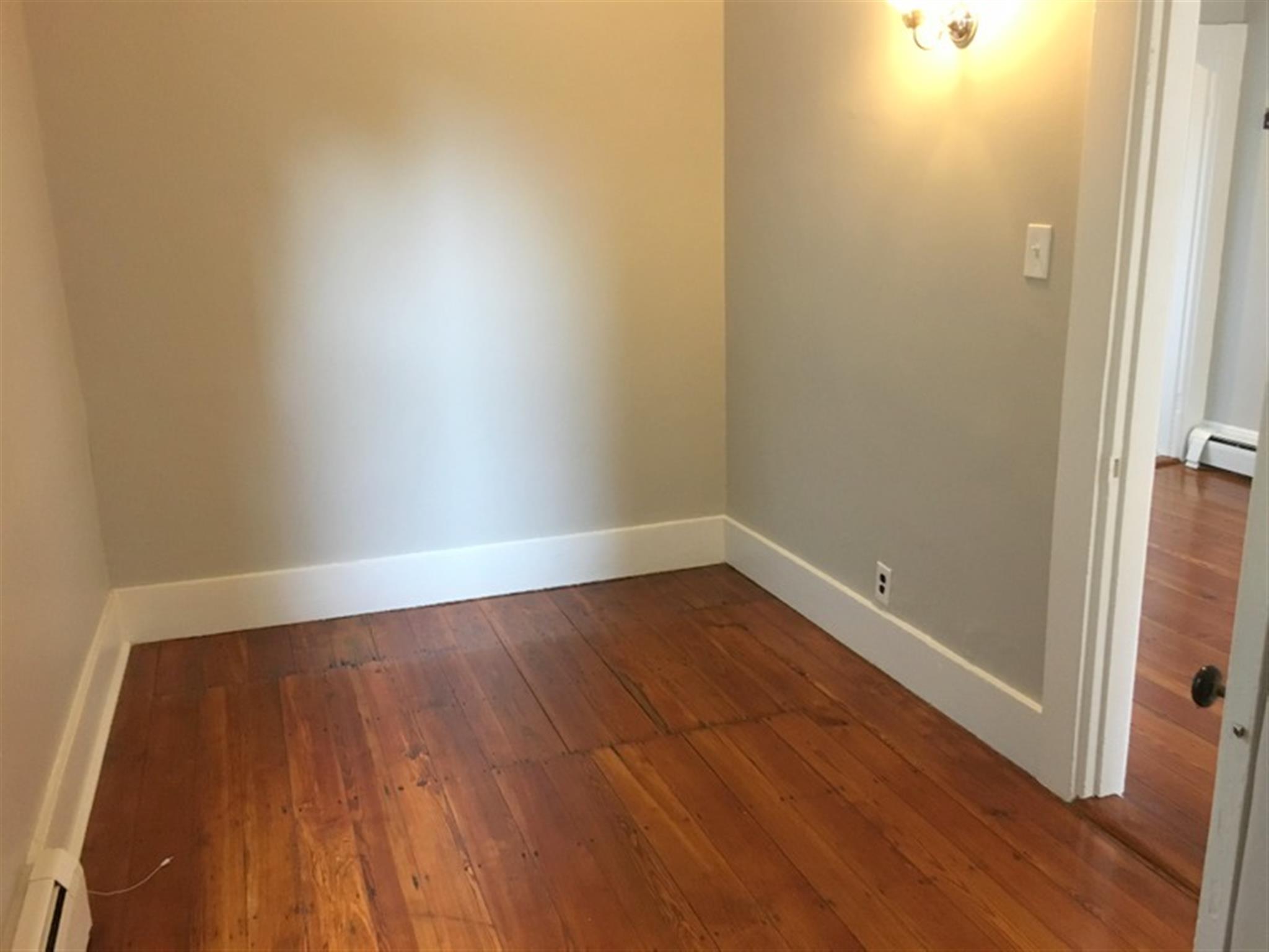 224 Banks St, Harvard Square