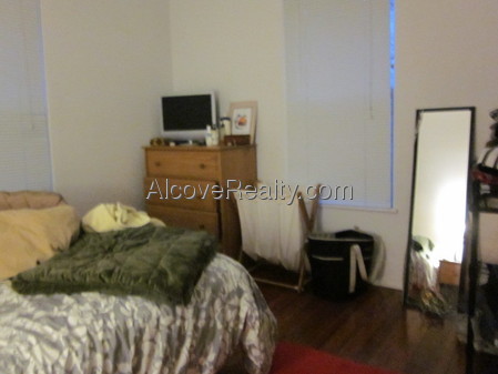 69 Raymond Ave, West Somerville