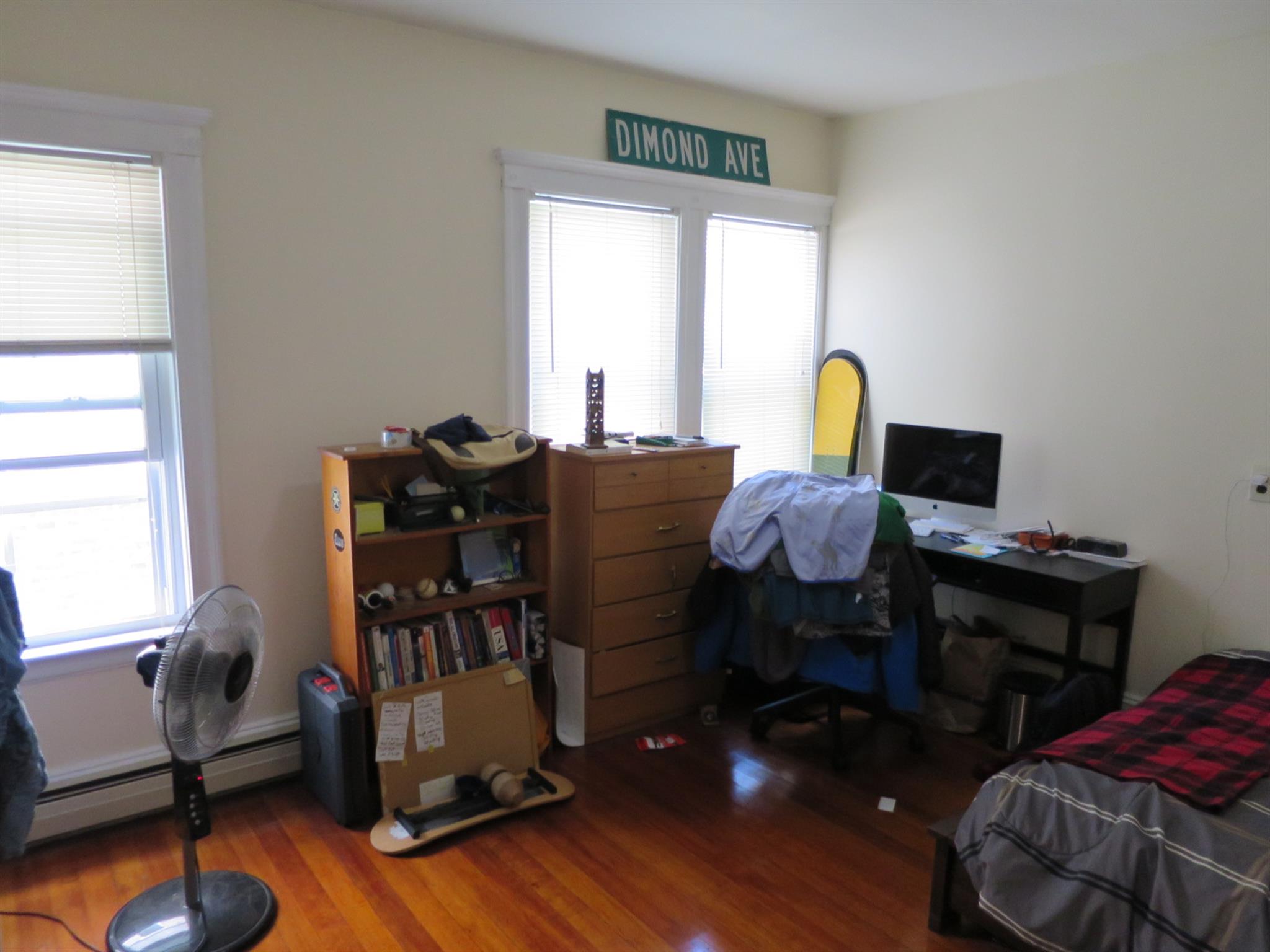 461 Broadway, Magoun Square