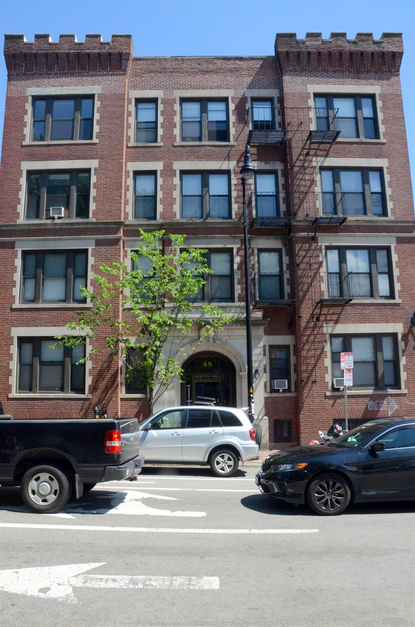 48 Jfk St, Harvard Square