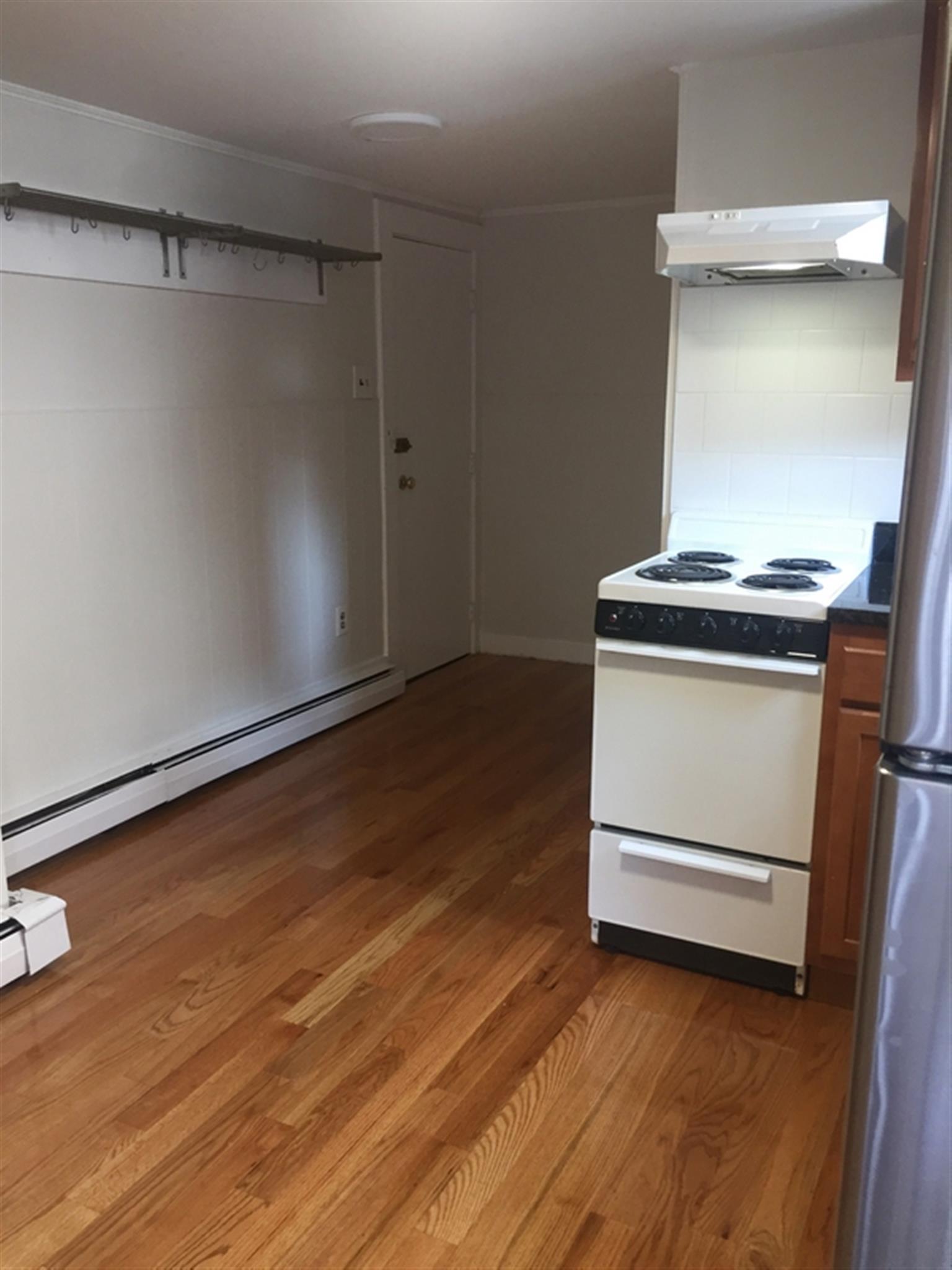 67 Putnam St, Prospect Hill