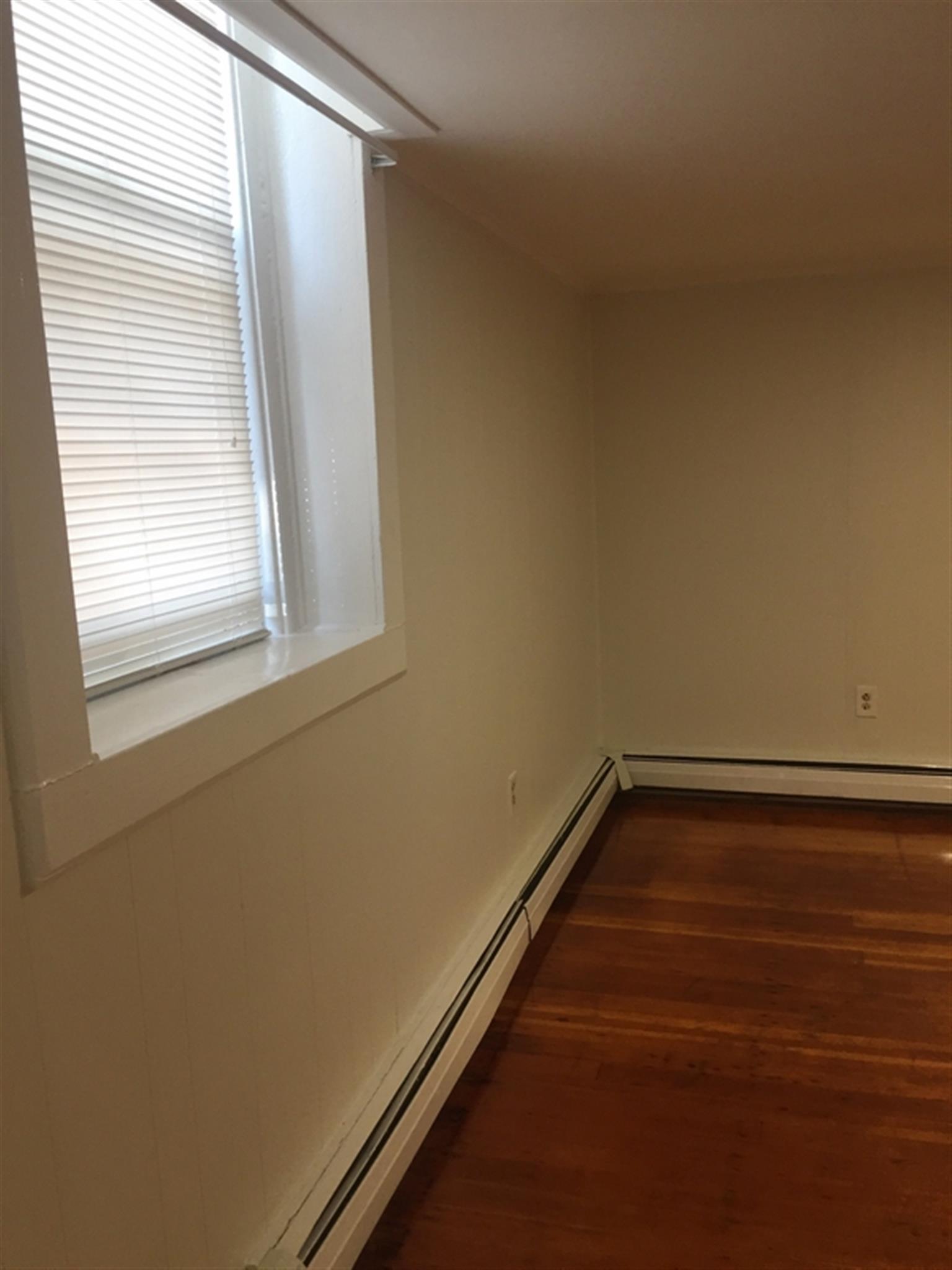 67 Putnam St, Prospect Hill