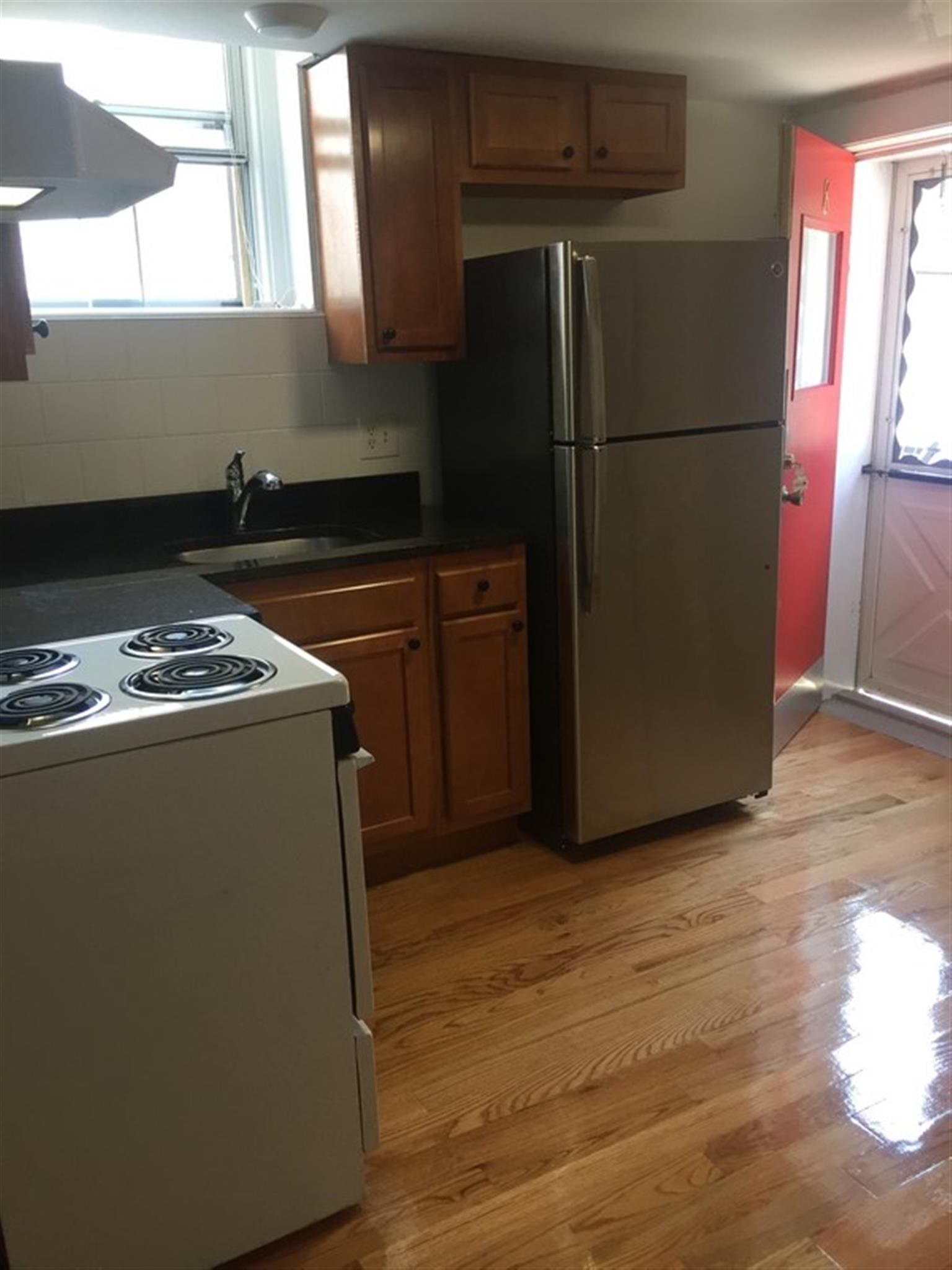 67 Putnam St, Prospect Hill