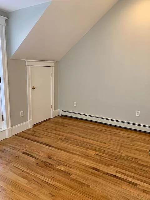 219 2nd St, South Boston