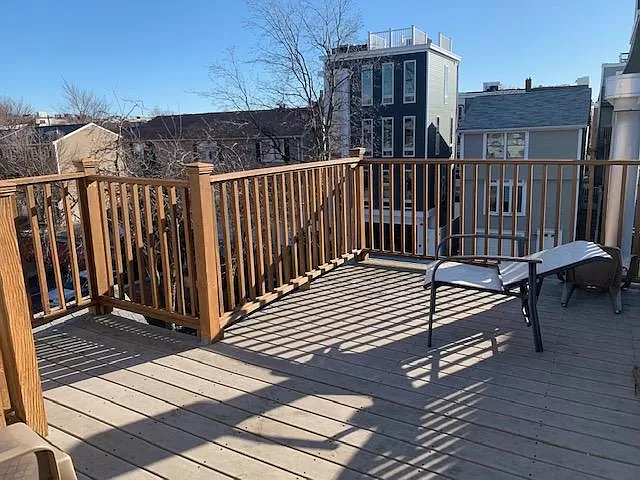 219 2nd St, South Boston
