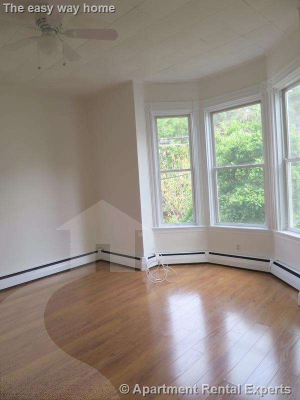 41 Hinckley, Magoun Square