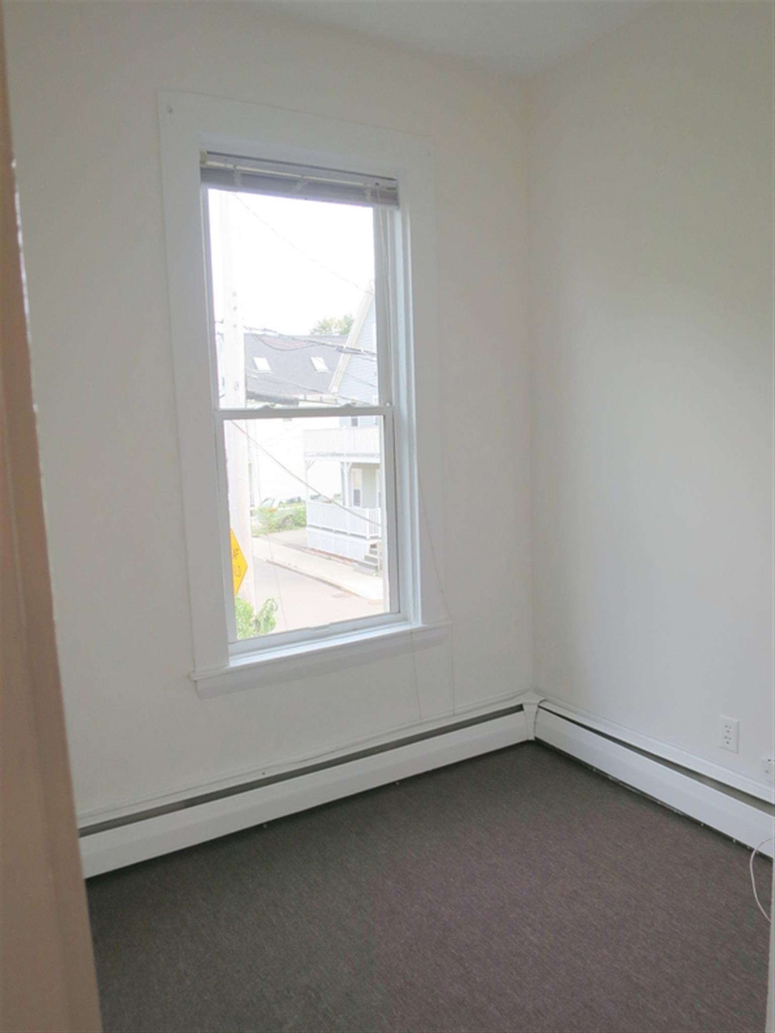 41 Hinckley St, Ball Square