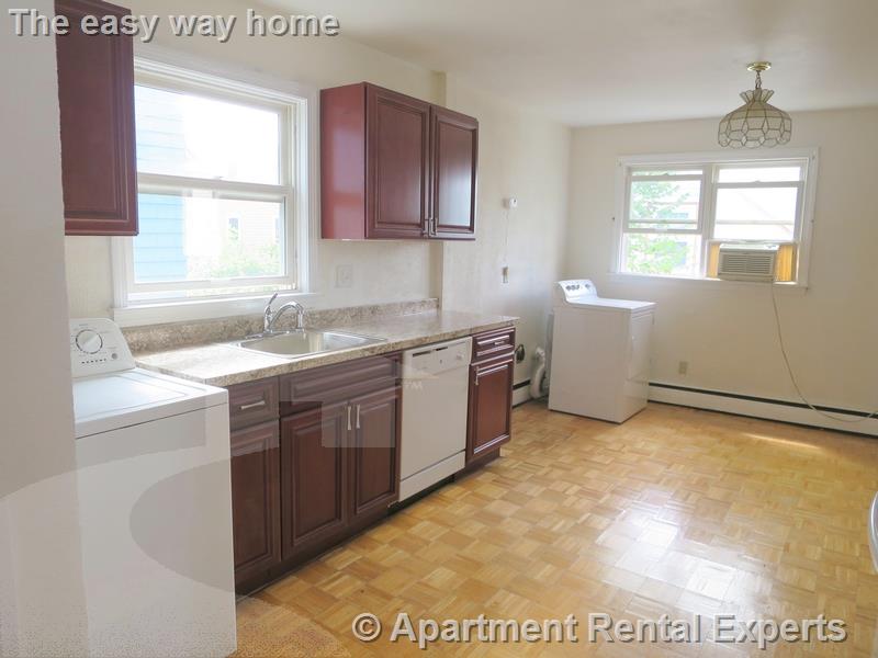 41 Hinckley, Magoun Square