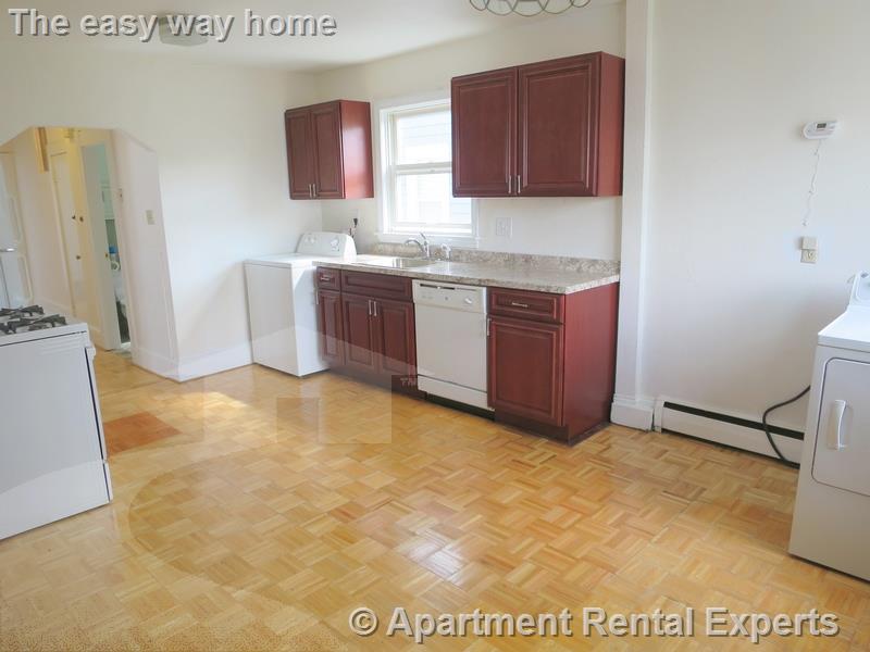 41 Hinckley, Magoun Square