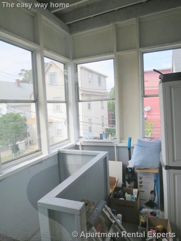 41 Hinckley, Magoun Square