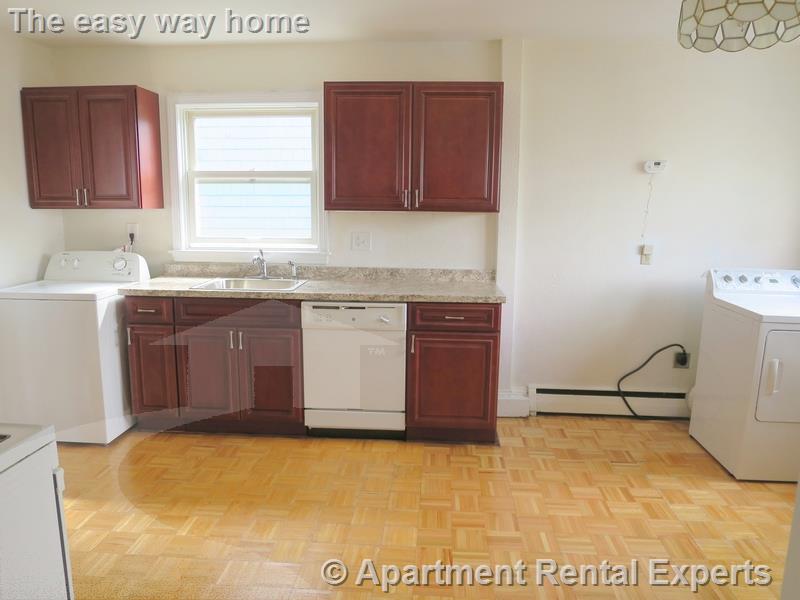 41 Hinckley, Magoun Square