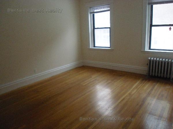 1111 Boylston St, Fenway