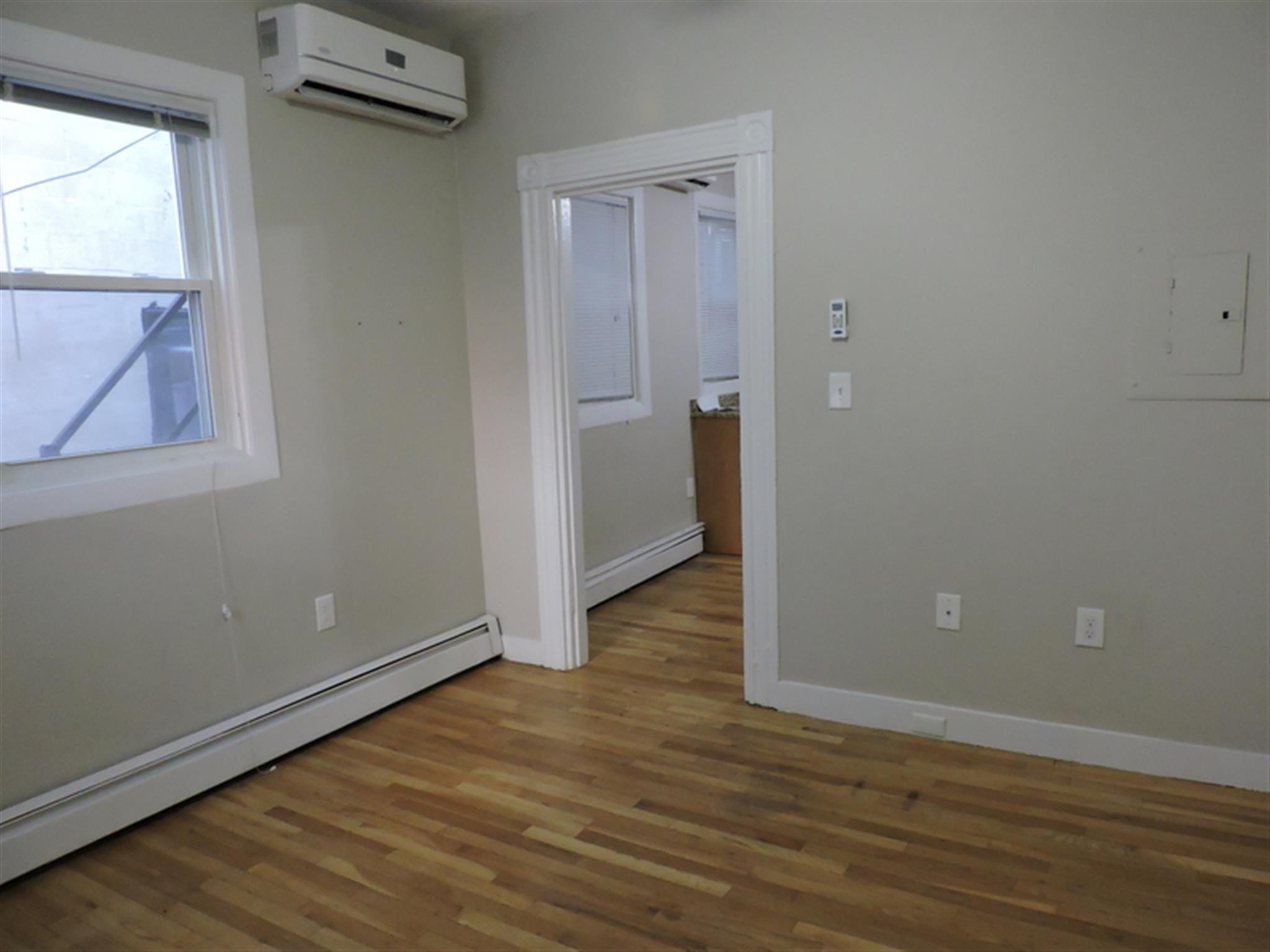 26 Jfk St, Harvard Square