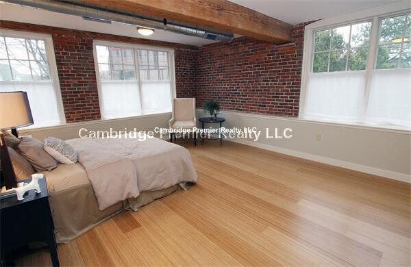 22 Cottage Park Ave, North Cambridge