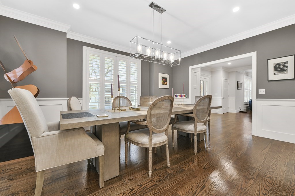 22 Moody St, Newton