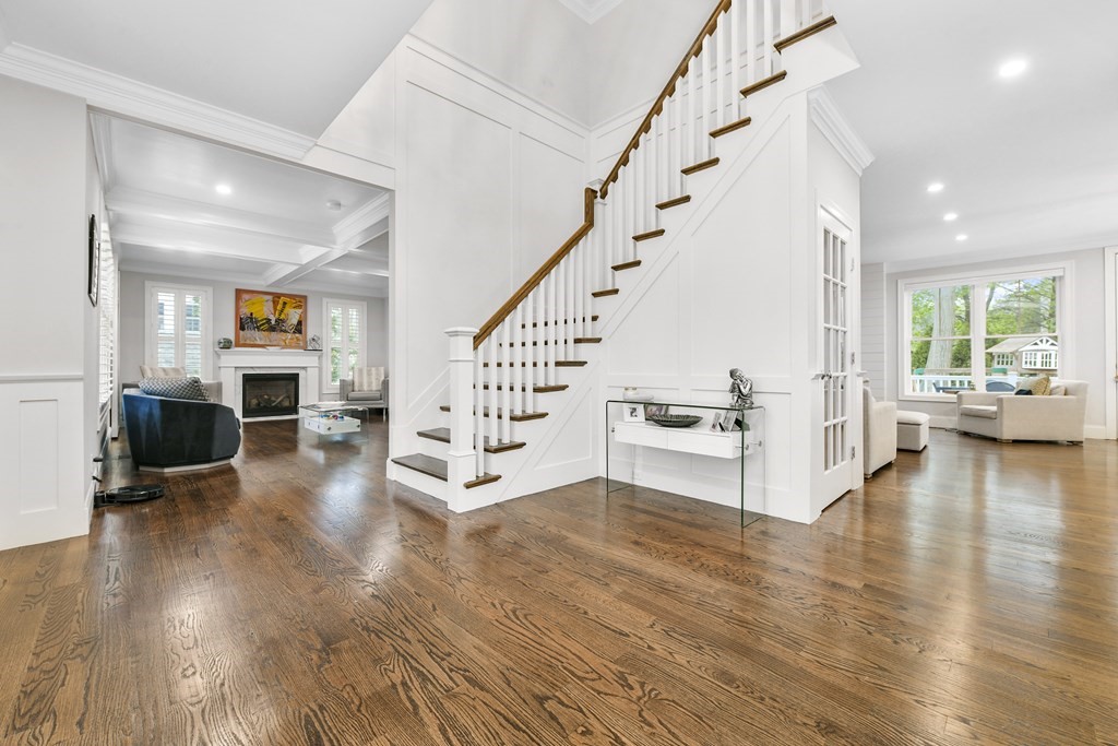 22 Moody St, Newton