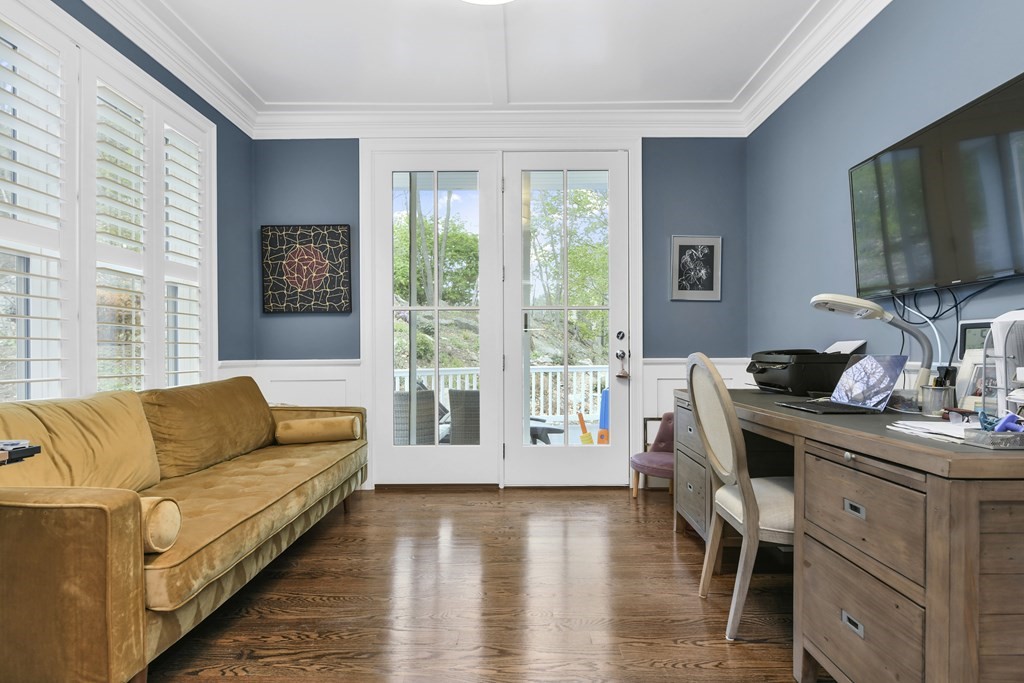 22 Moody St, Newton