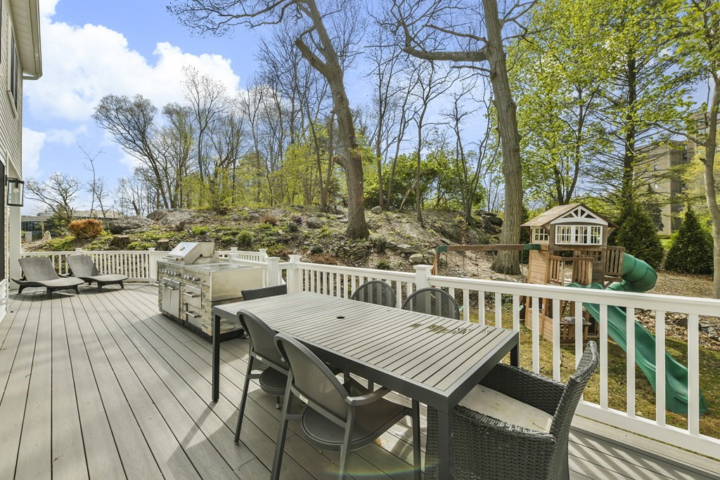 22 Moody St, Newton