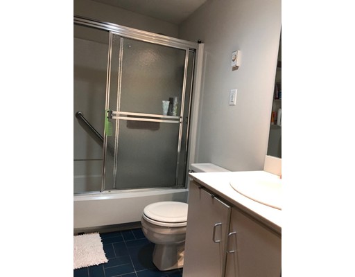 111 Gainsborough St, Fenway