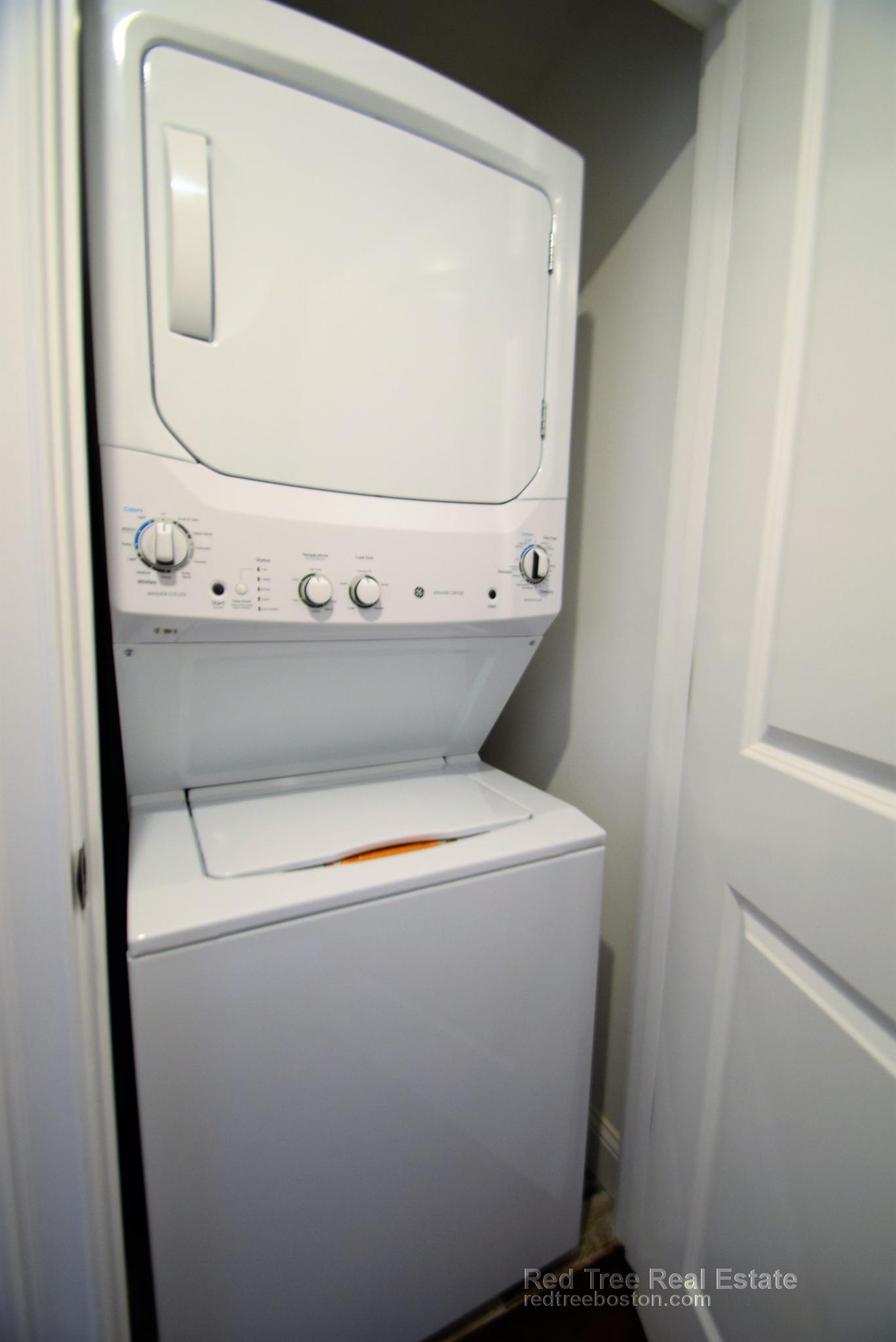 490 Washington St, Brighton