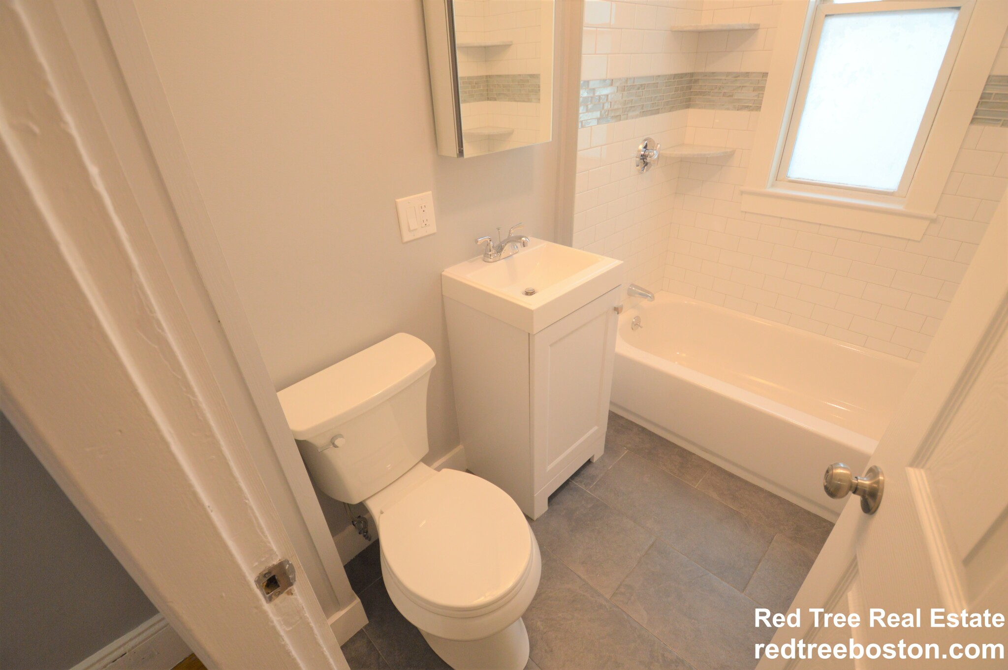 40 Newcastle Rd, Brighton