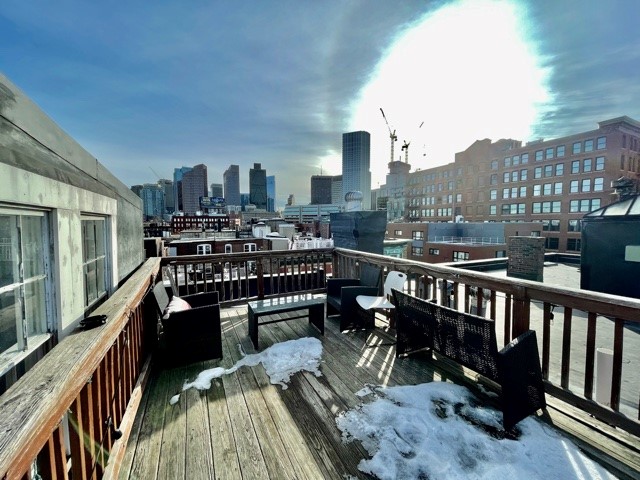 17 Thacher St, North End