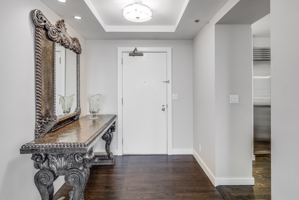 220 Boylston St, Back Bay