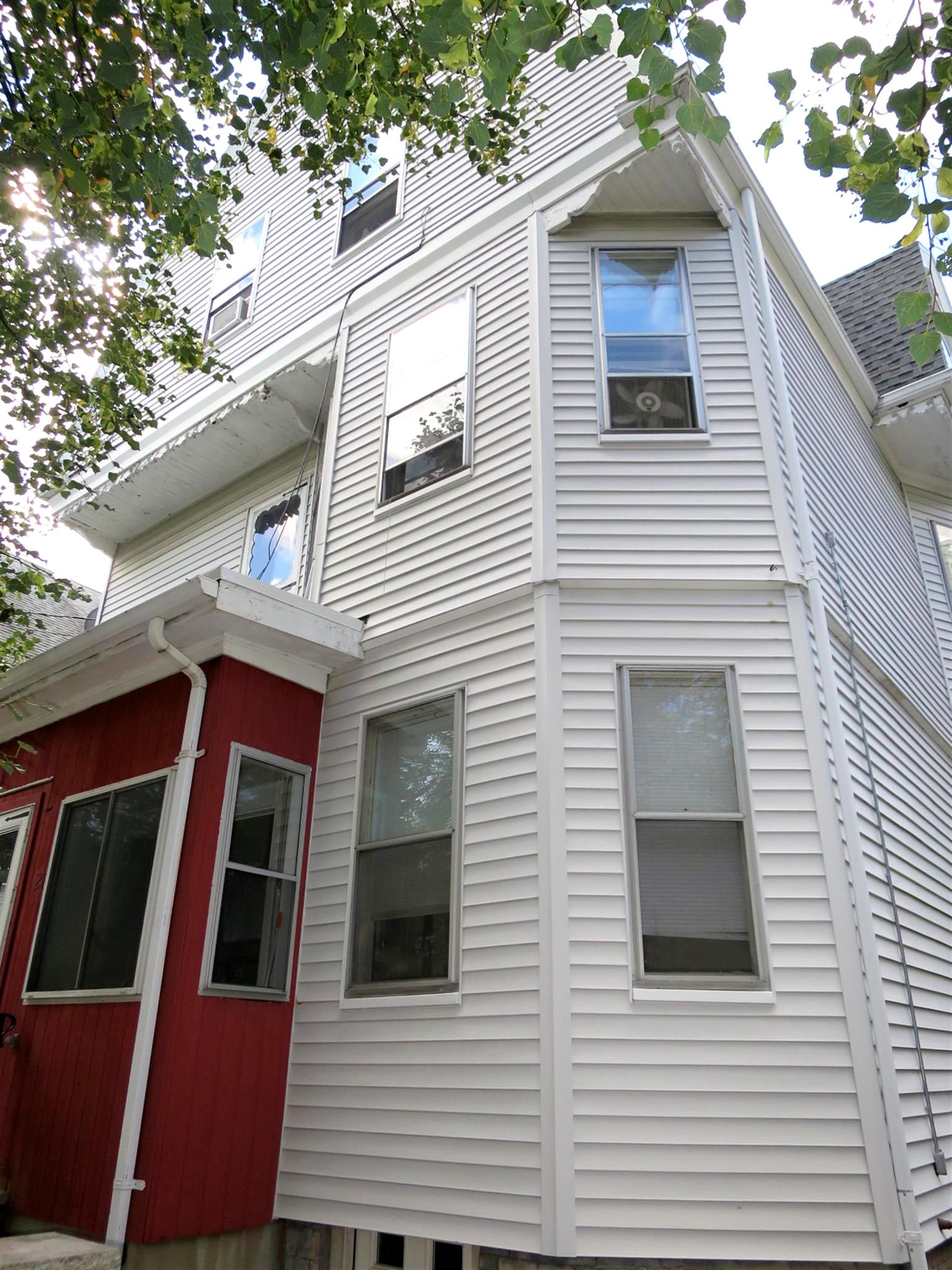 28 Prichard Ave, Davis Square