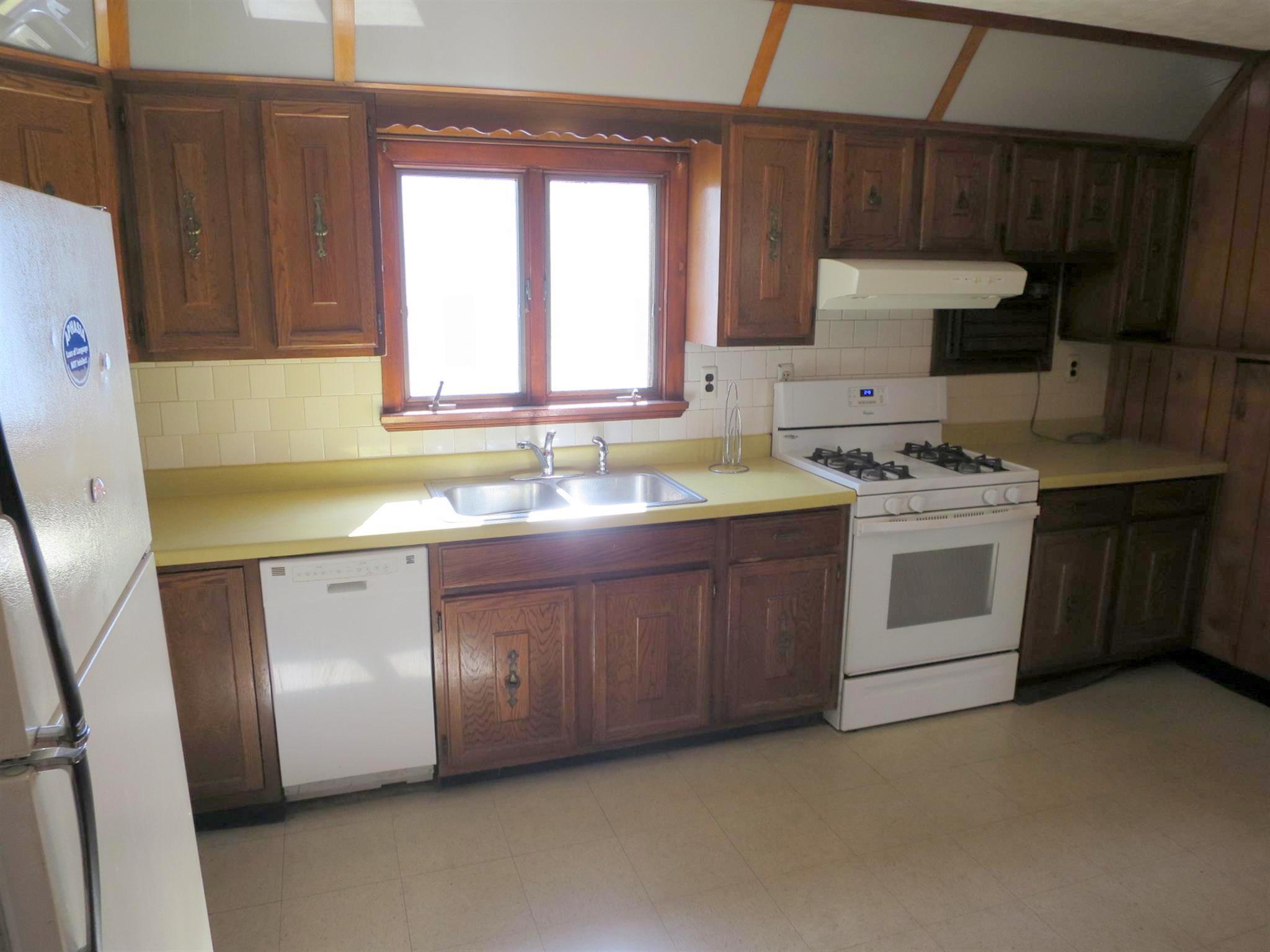 28 Prichard Ave, Davis Square