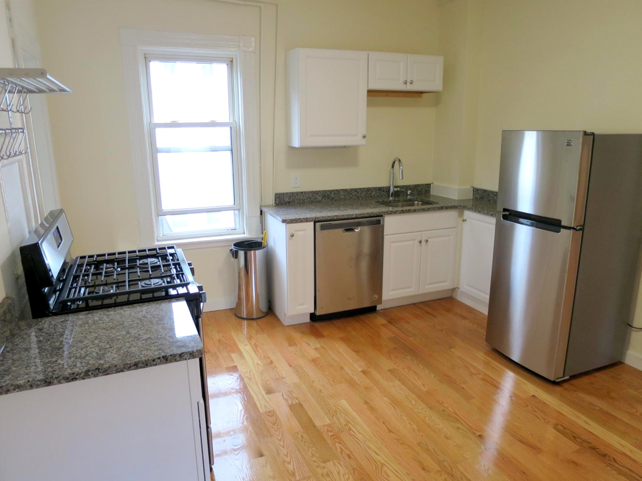 198 Cedar St, Davis Square