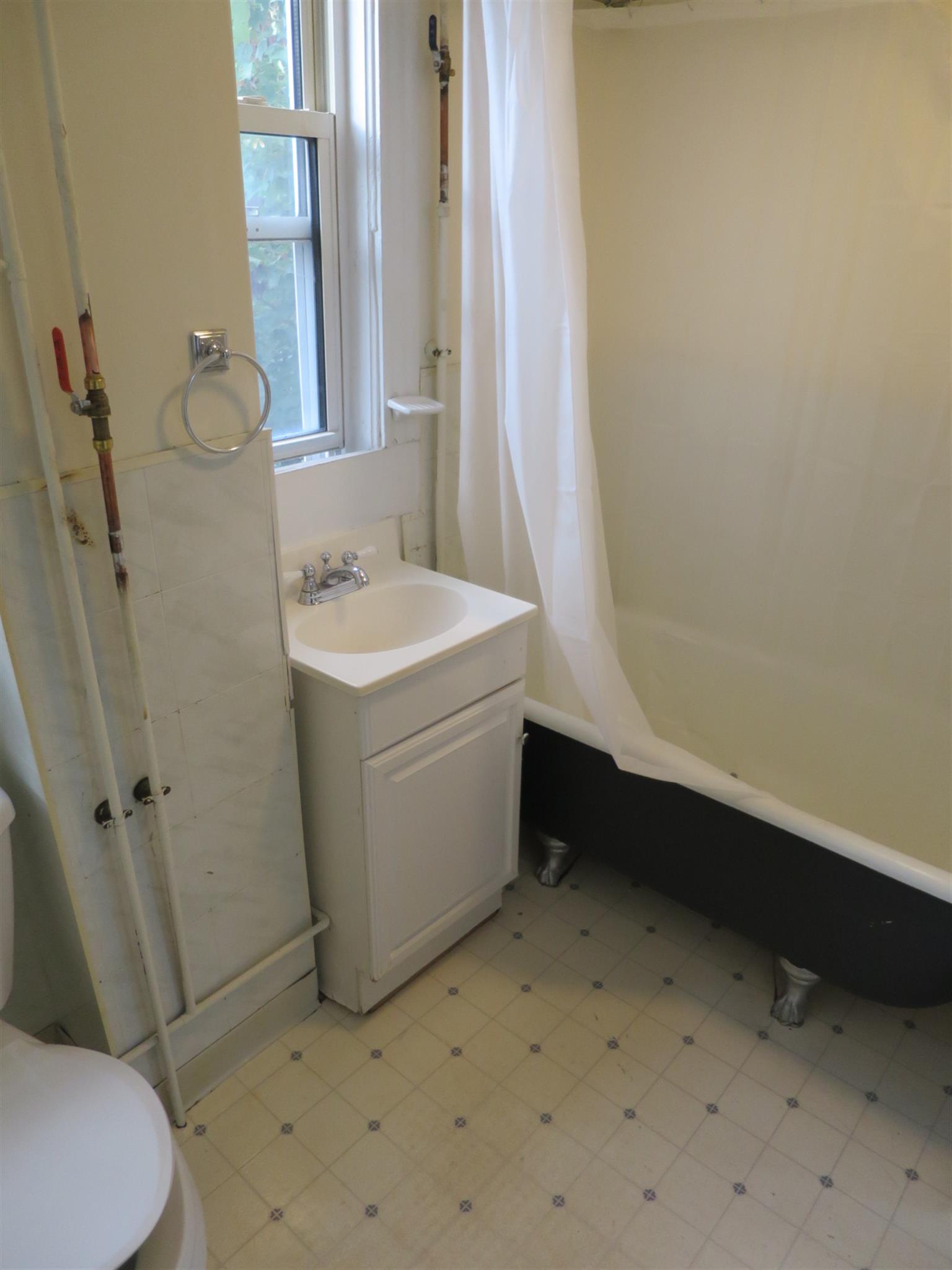 198 Cedar St, Spring Hill