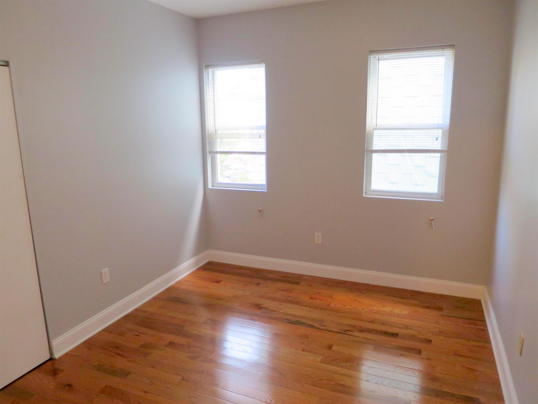 360 Somerville Ave, Union Square