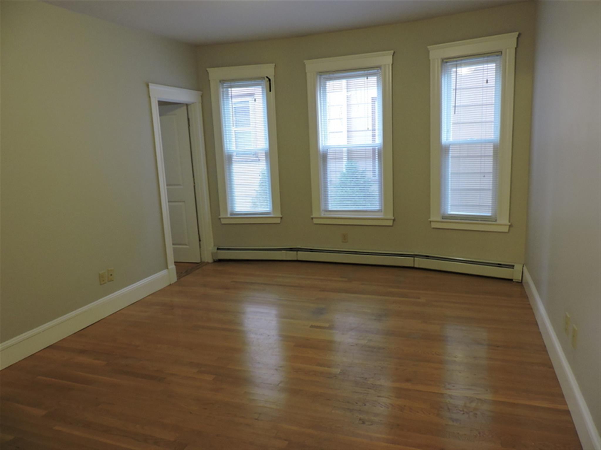 11 Beacon St, Inman Square