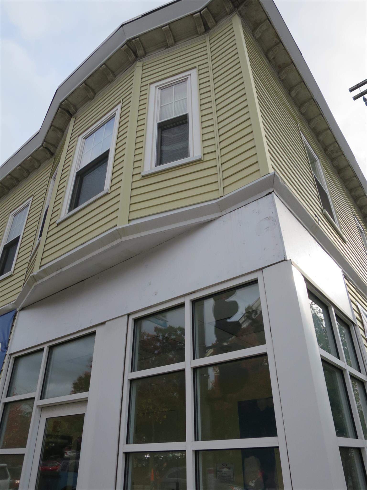 94 Highland Ave, Prospect Hill