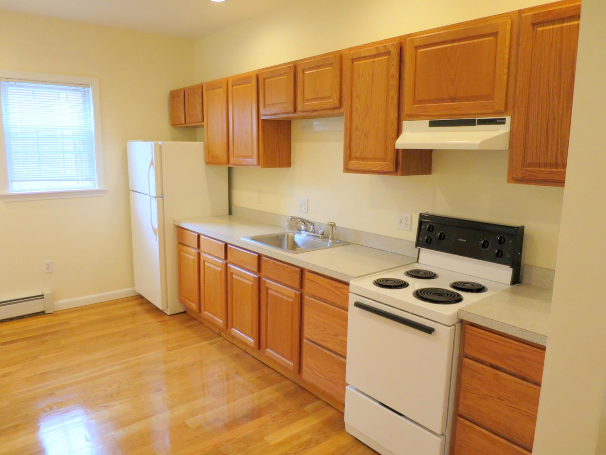 94 Highland Ave, Prospect Hill