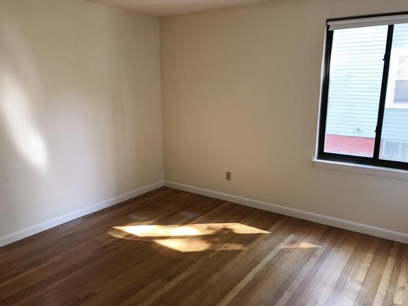 20 Hubbard Ave, Porter Square