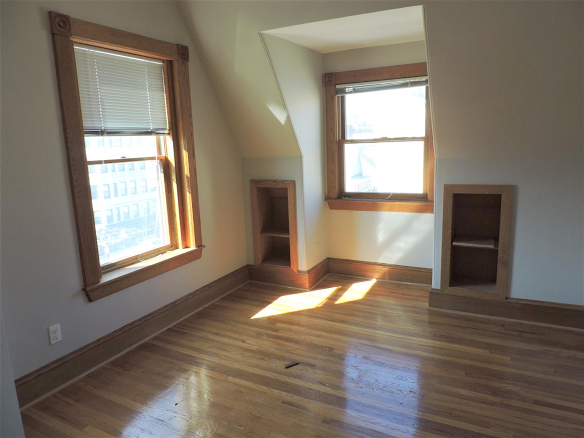 900 Massachusetts Ave, Central Square