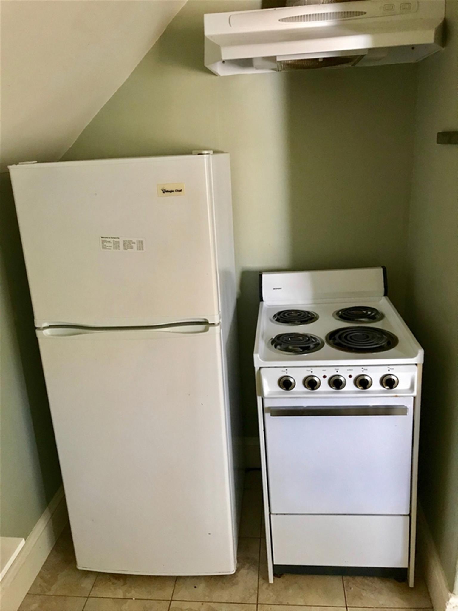 8 Charnwood Rd, Davis Square