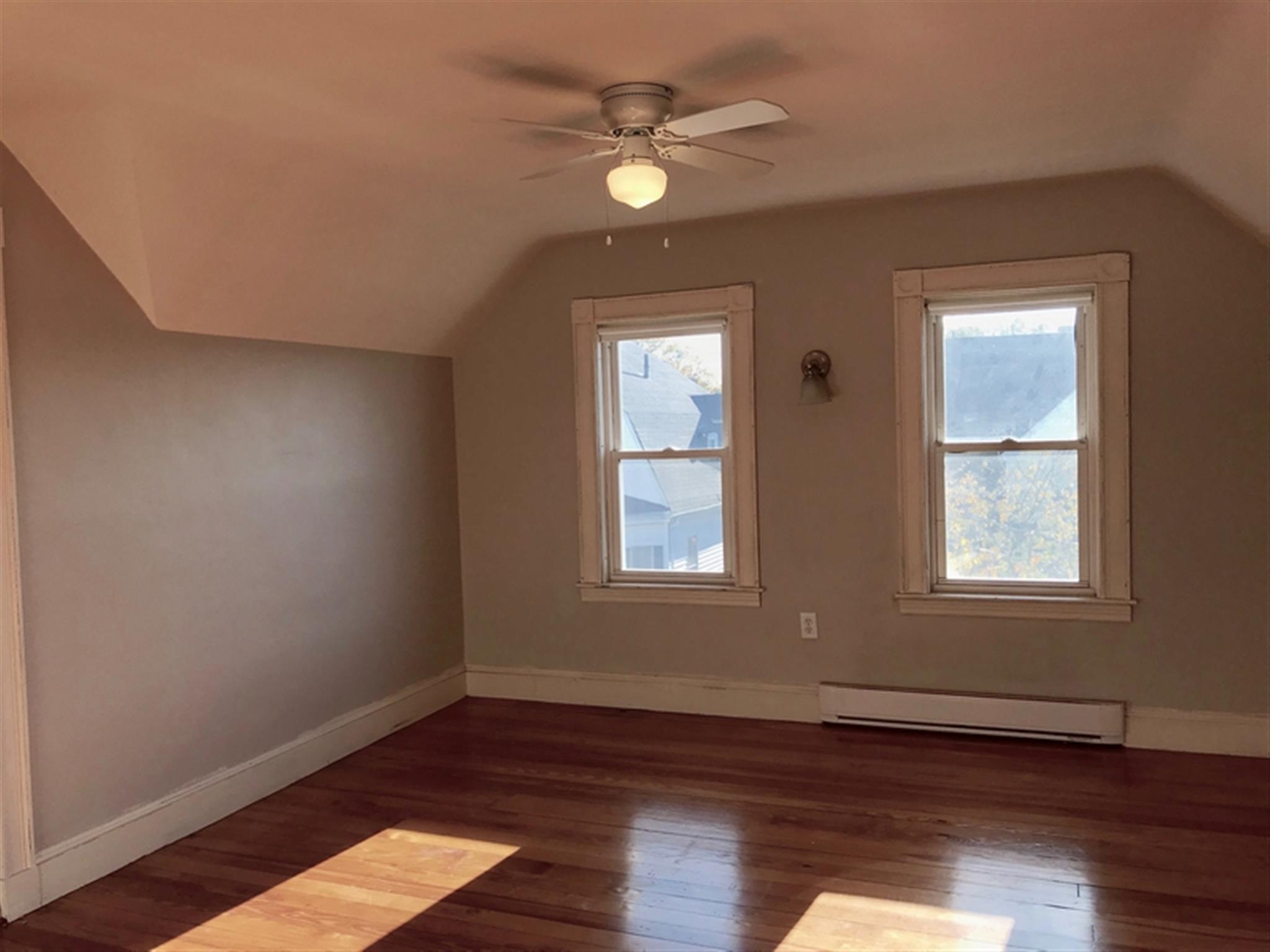 8 Charnwood Rd, Davis Square