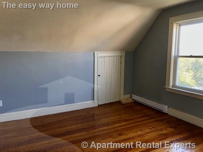 8 Charnwood Rd, Davis Square