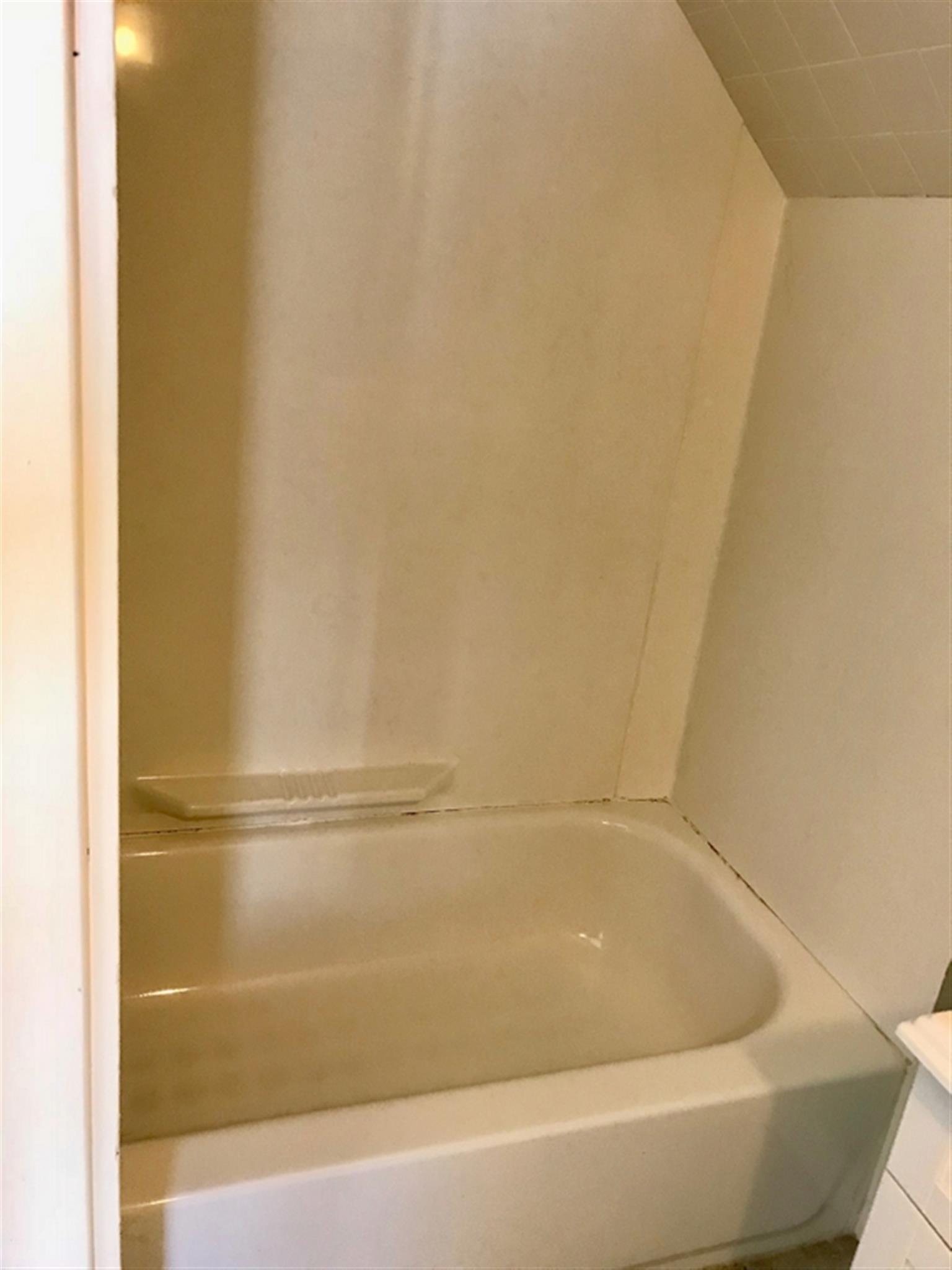 8 Charnwood Rd, Davis Square