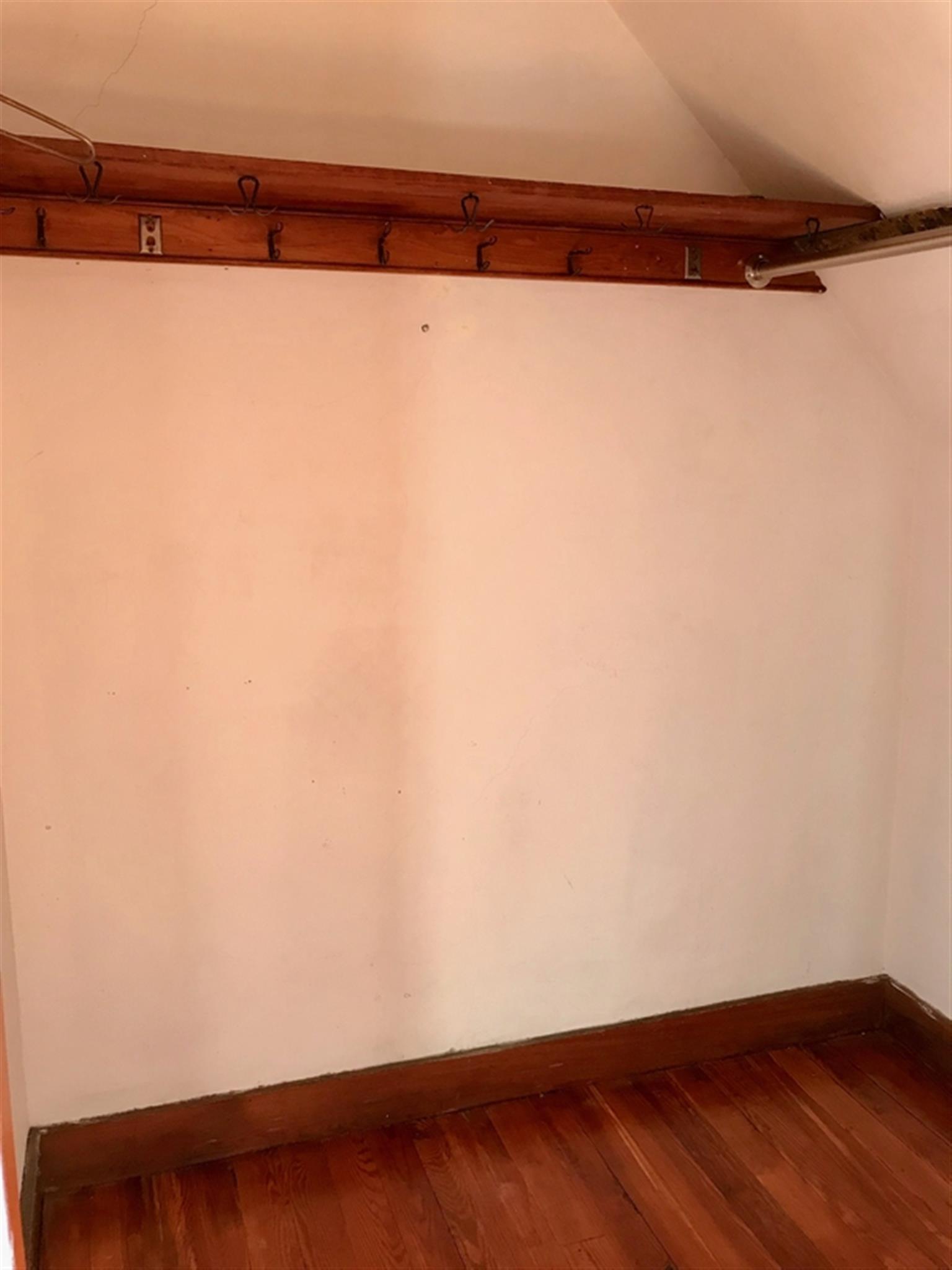 8 Charnwood Rd, Davis Square