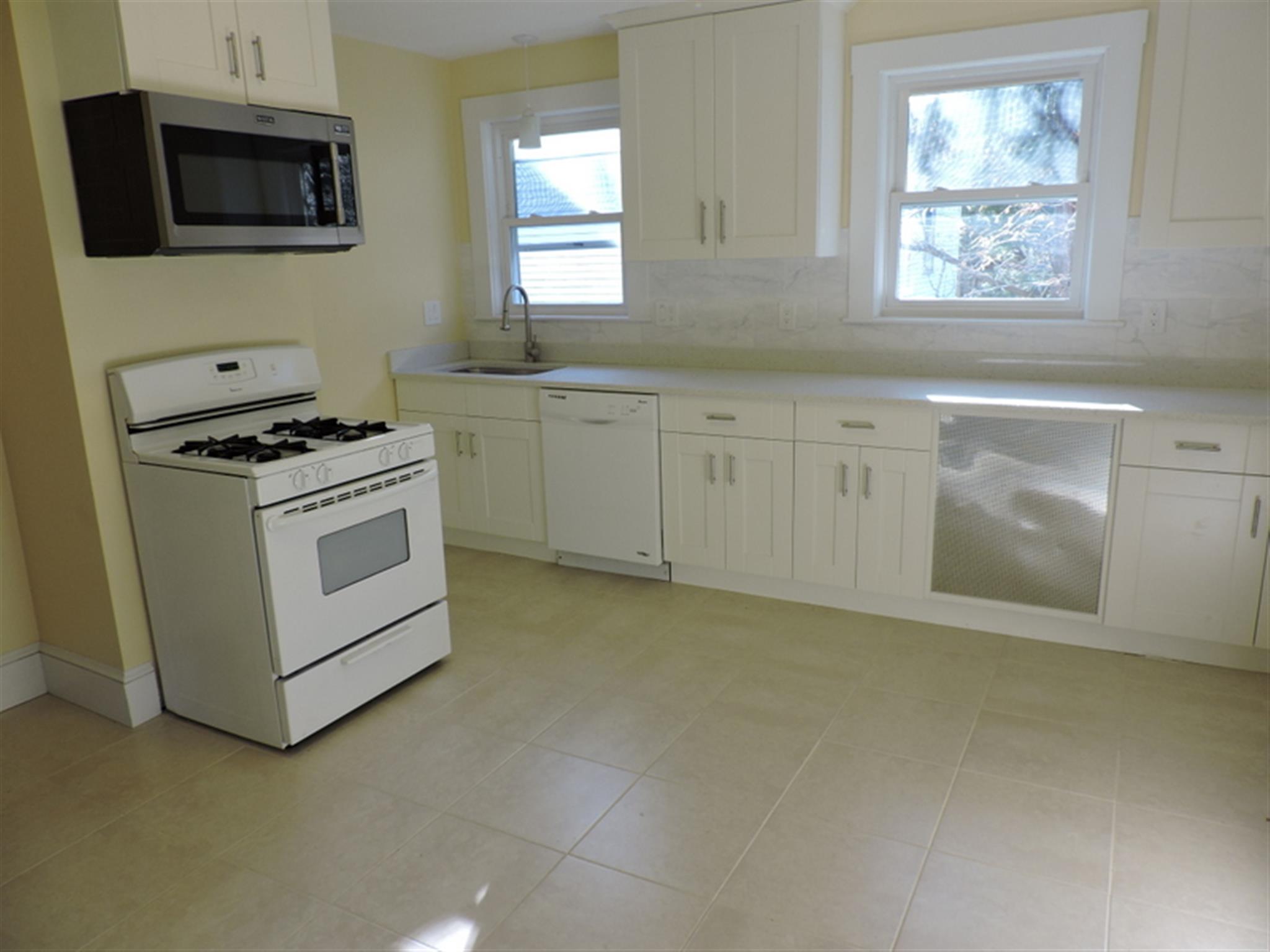 138 Main St, Watertown