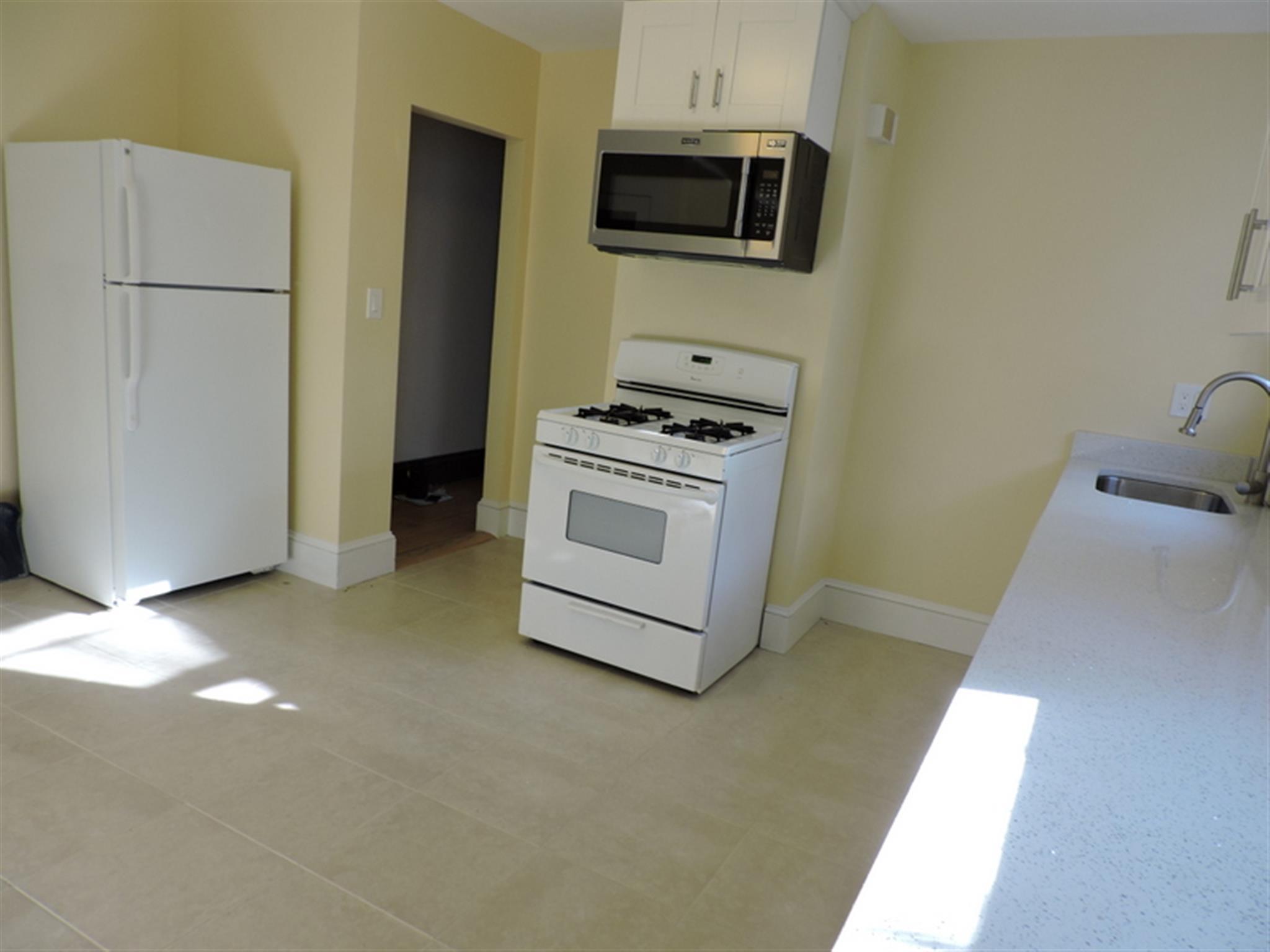 138 Main St, Watertown